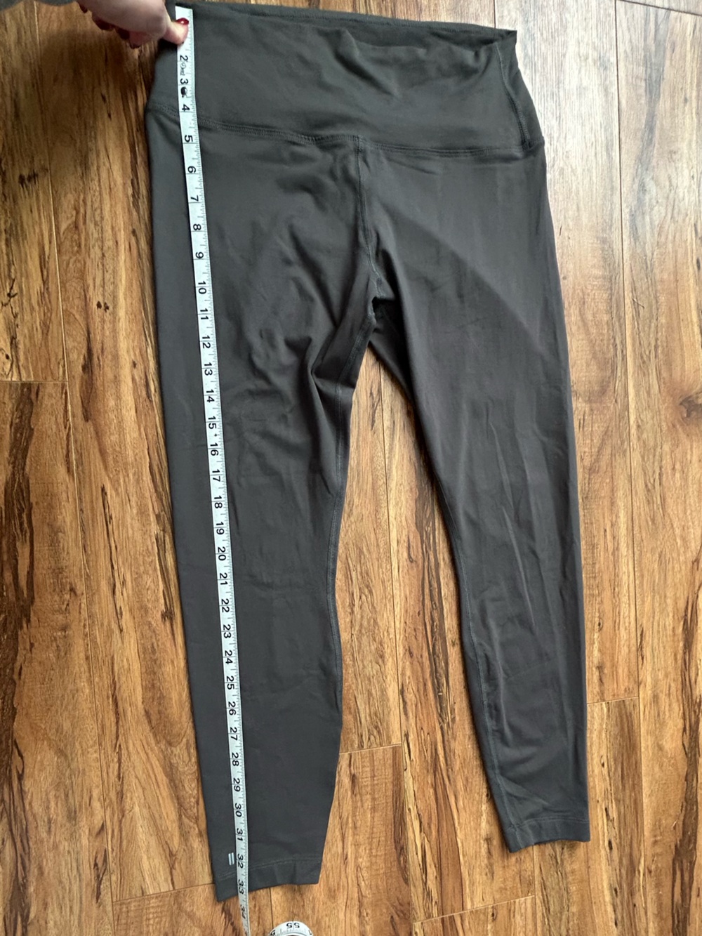 Nobull Women’s Green Gray legging - Picture 5 of 5
